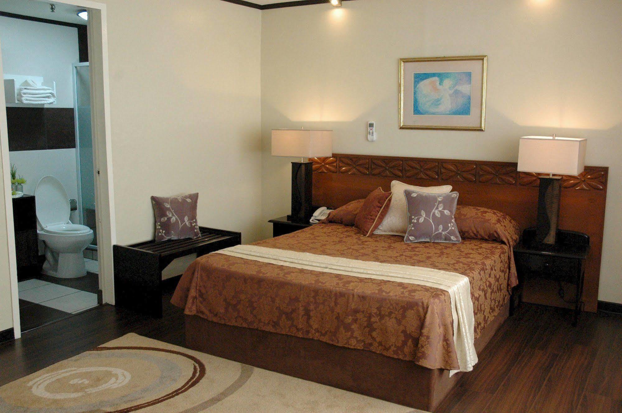 Hotel Manor